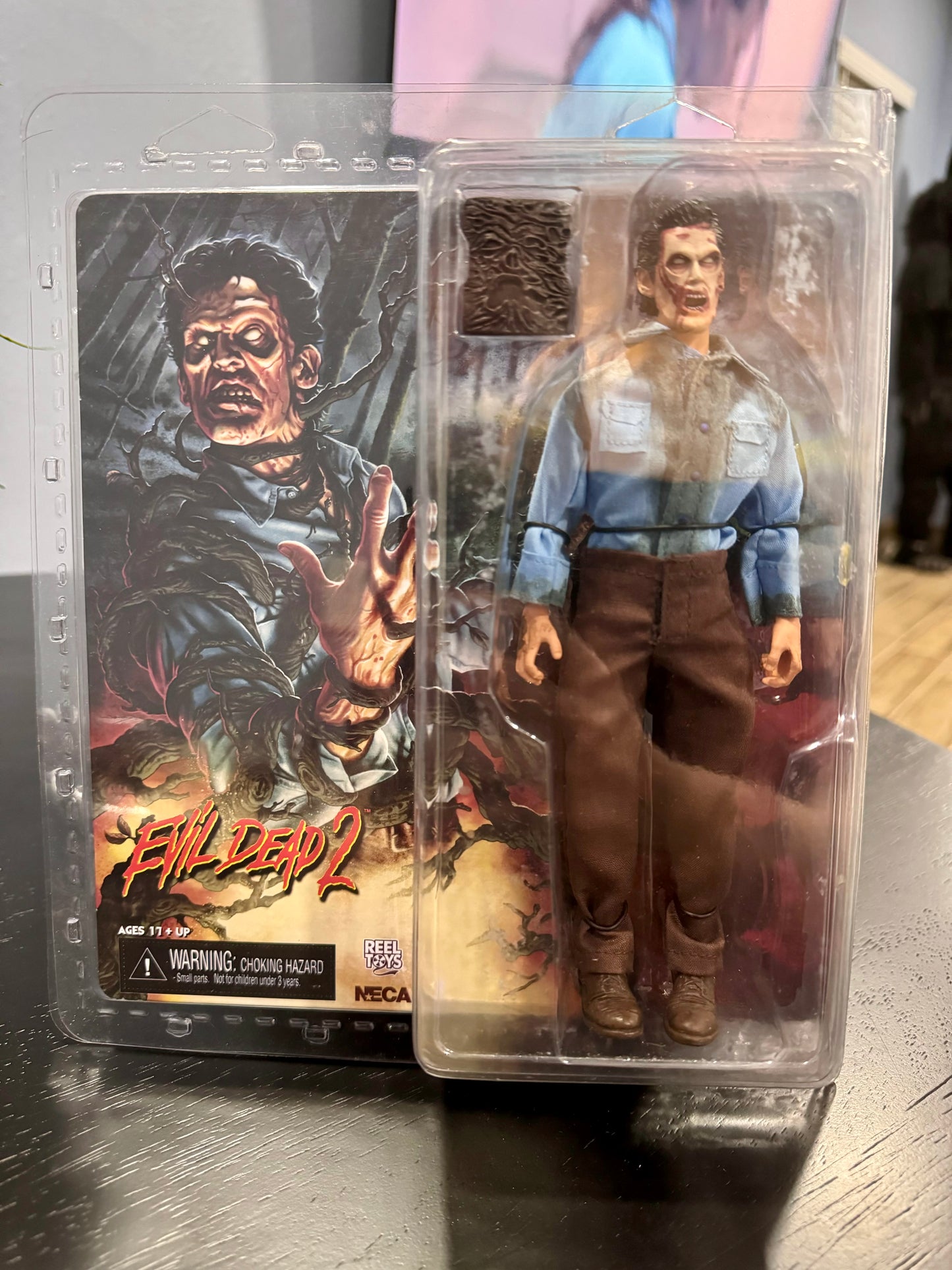 NECA EVIL DEAD 2 DEADITE ASH RETRO CLOTH