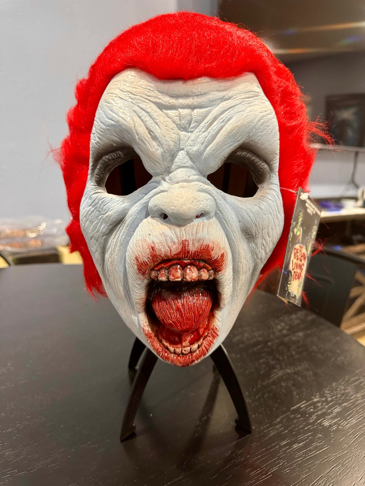THE RETURN OF THE LIVING DEAD - TRASH ZOMBIE