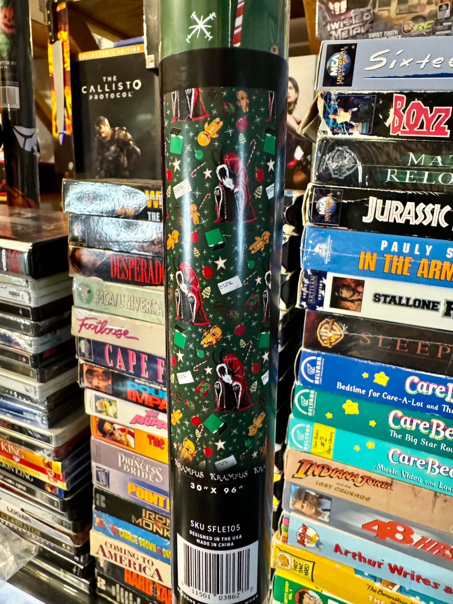 KRAMPUS - SEASONS GREETINGS WRAPPING PAPER