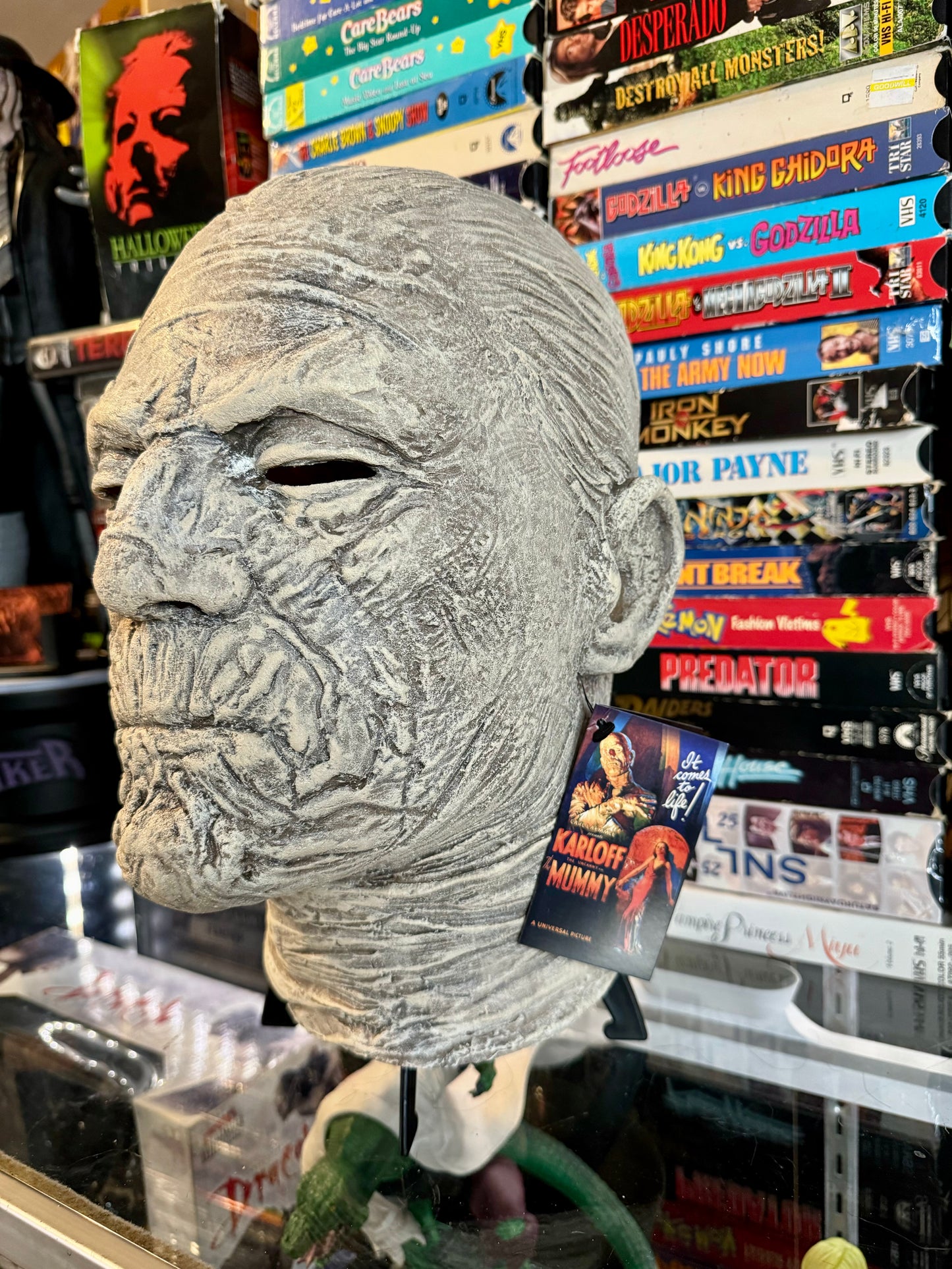 UNIVERSAL CLASSIC MONSTERS - IMHOTEP THE MUMMY MASK