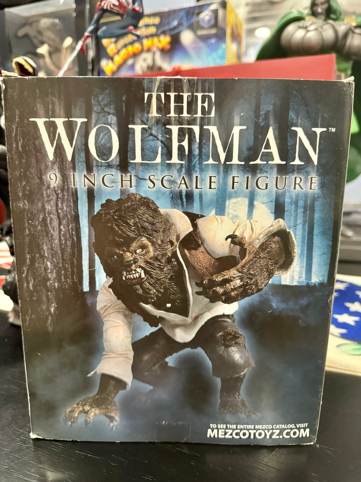 Mezco Toyz The Wolfman 9” Scale Figure