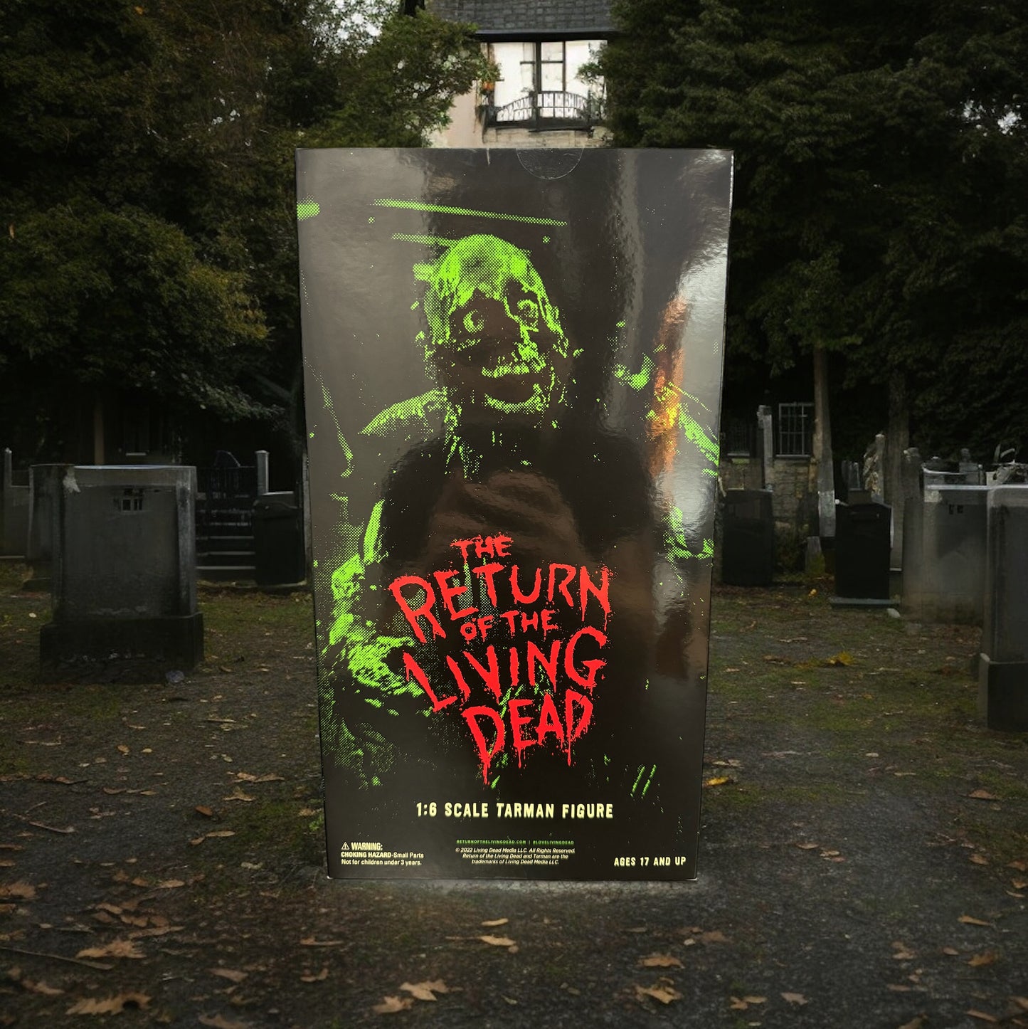 RETURN OF THE LIVING DEAD - TARMAN 1:6 SCALE FIGURE