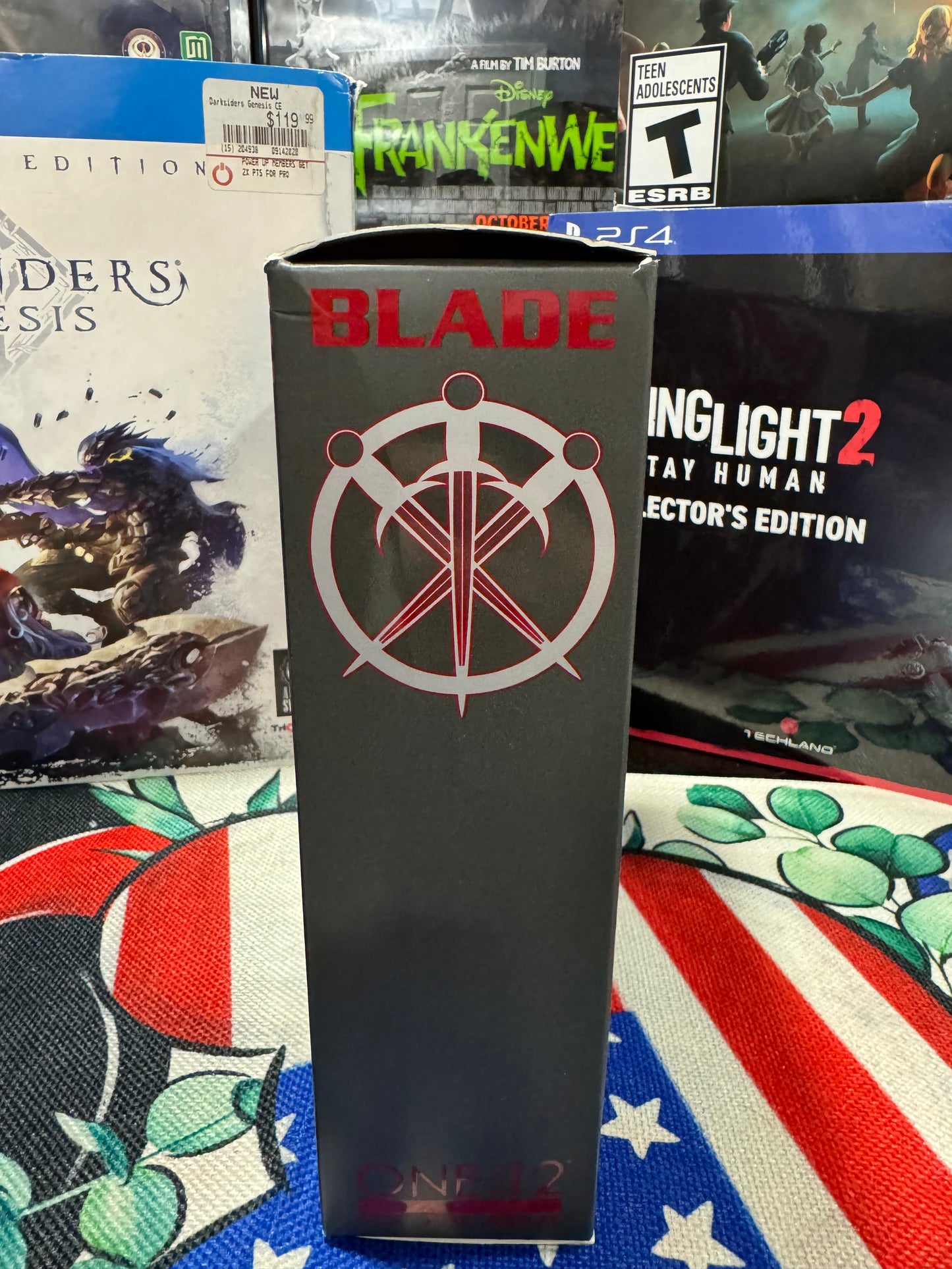 Mezco Toyz Marvel Blade Exclusive