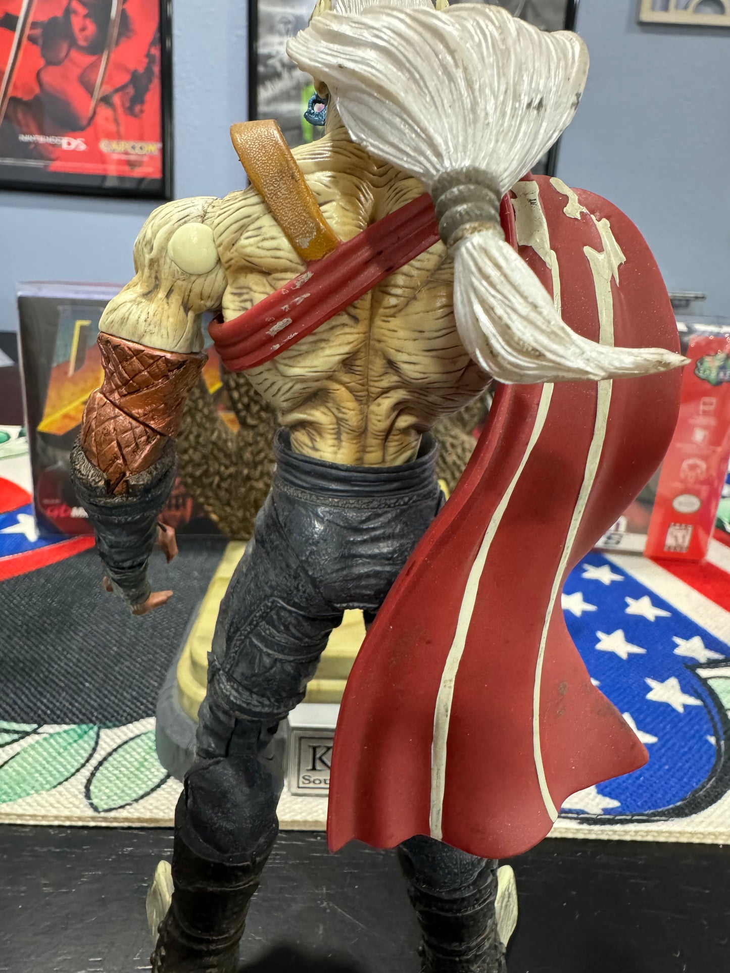Soul Reaver Kain Deluxe Figure