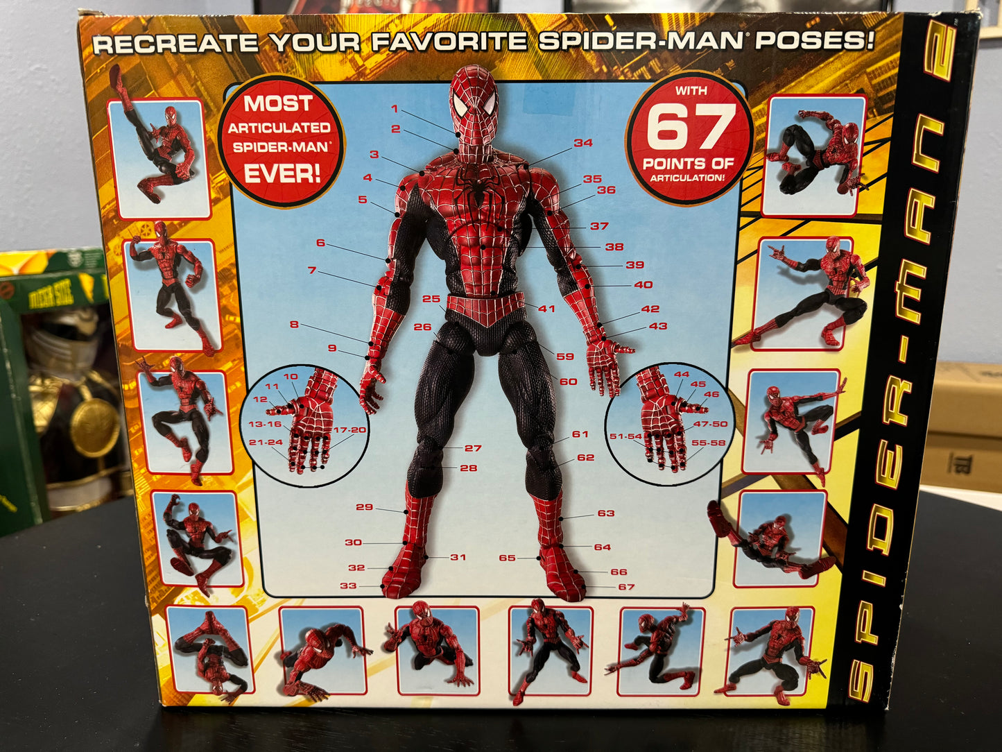 Spider-Man 2 Amazing Spider-Man Ultimate 18” Super Poseable Action Figure