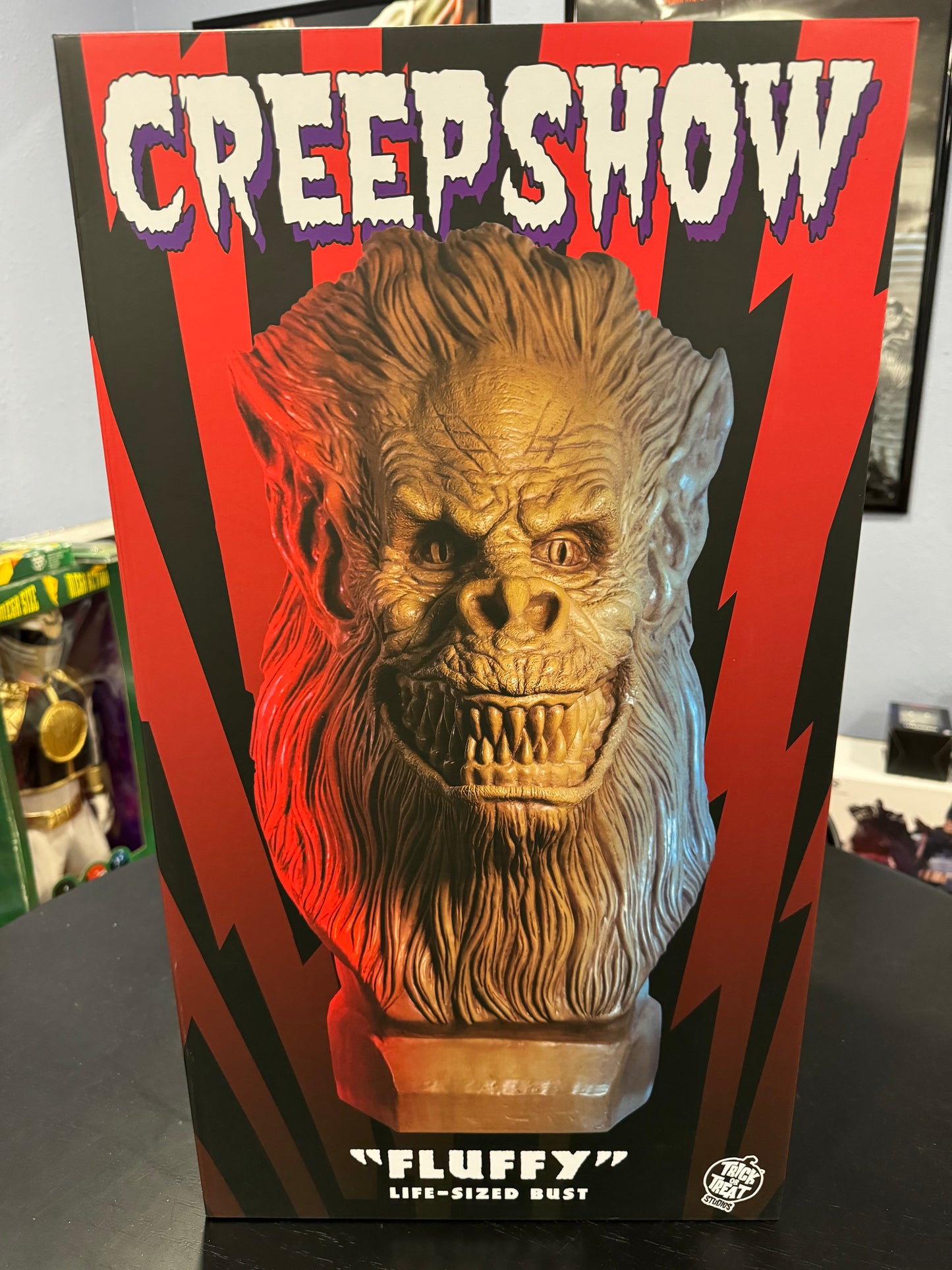 CREEPSHOW - FLUFFY THE CRATE BEAST BUST PROP