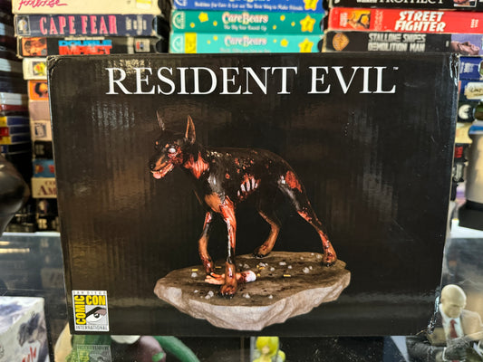 Hollywood Collectibles Group Resident Evil Zombie Dog Statue SDCC EXCLUSIVE #360/750