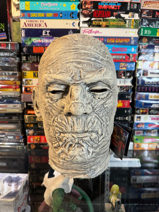 UNIVERSAL CLASSIC MONSTERS - IMHOTEP THE MUMMY MASK