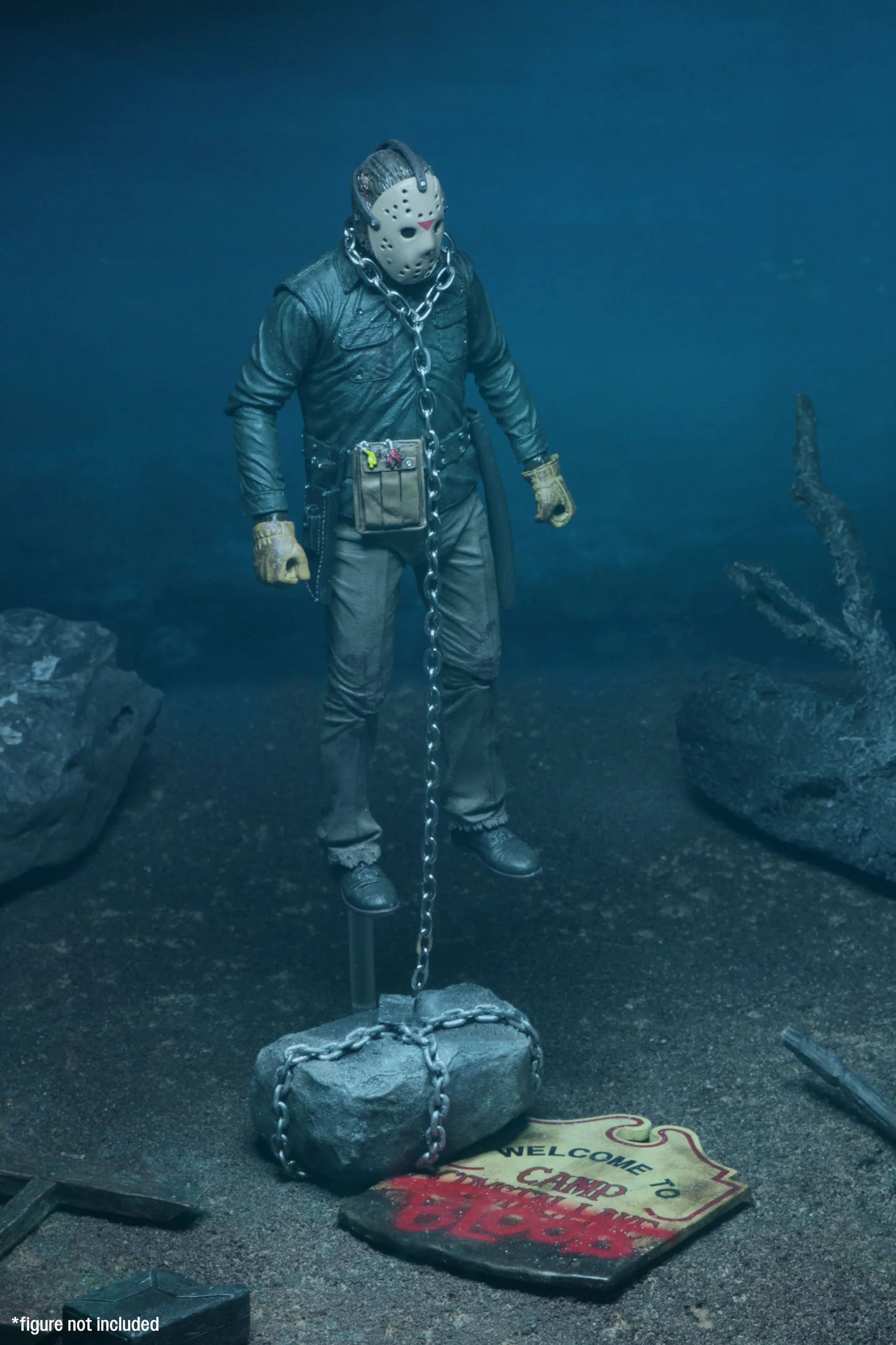 NECA FRIDAY THE 13TH - CAMP CRYSTAL LAKE ACCESSORY SET