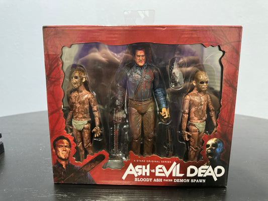 Neca Ash Vs Evil Dead: Bloody Ash Faces Demon Spawn