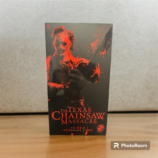 THE TEXAS CHAINSAW MASSACRE (2003) - LEATHERFACE 1:6 SCALE FIGURE