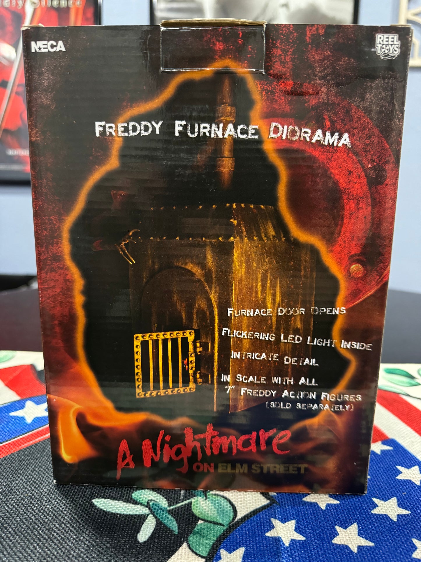 NECA A Nightmare On Elm Street Freddy Furnace Diorama