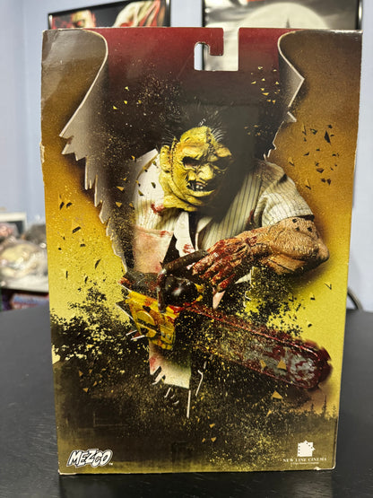 MEZCO Toys Cinema Of Fear The Texas Chainsaw Massacre Leatherface