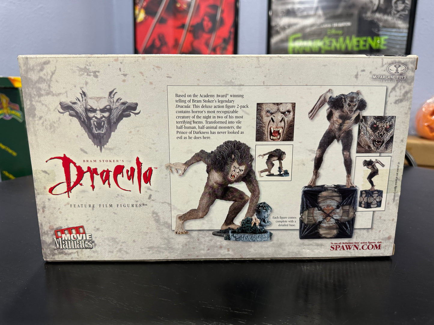 McFarlane Toys Bram Stoker’s Dracula Deluxe Action Figure 2-Pack