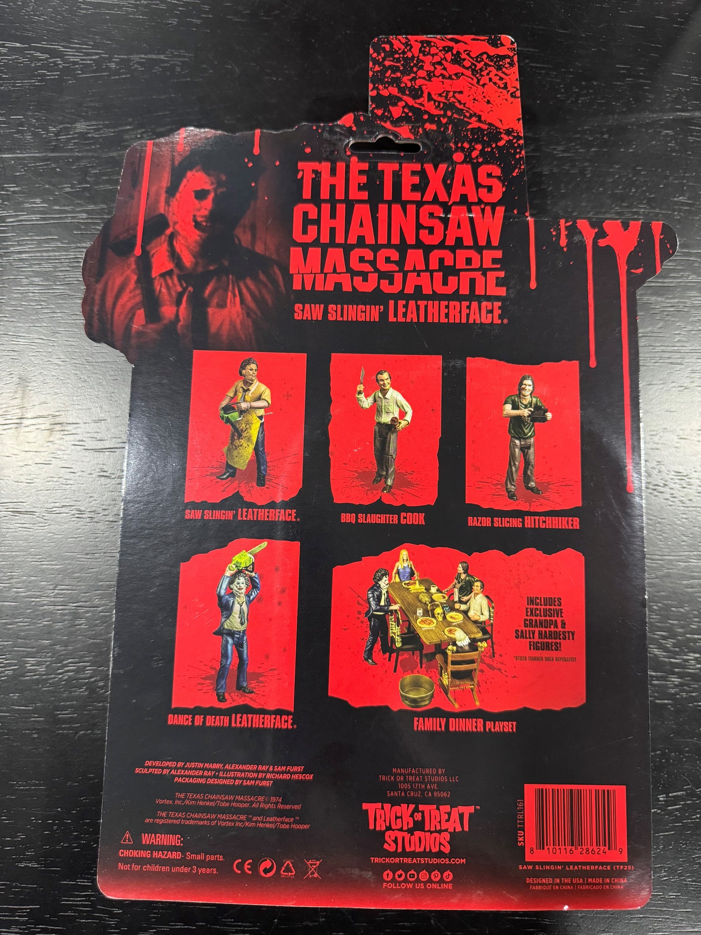 Trick or Treat Studios The Texas Chainsaw Massacre Saw-Slingin' Leatherface Don't Mess With Texas Exclusive Figure