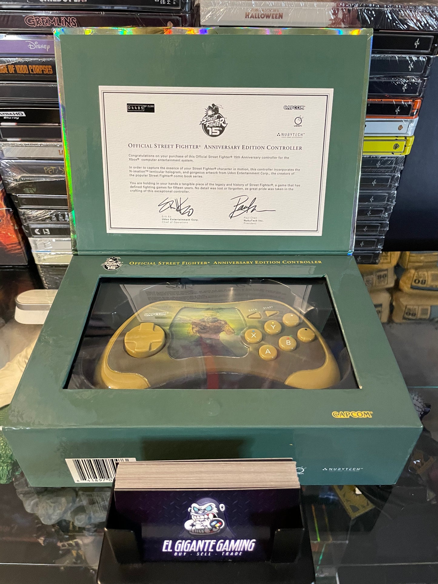 Official Street Fighter 15th Anniversary Controller Fightpad Guile
